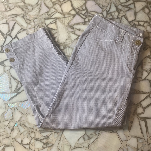 Ann Taylor Loft “Original Crop” Pants - Picture 6 of 6